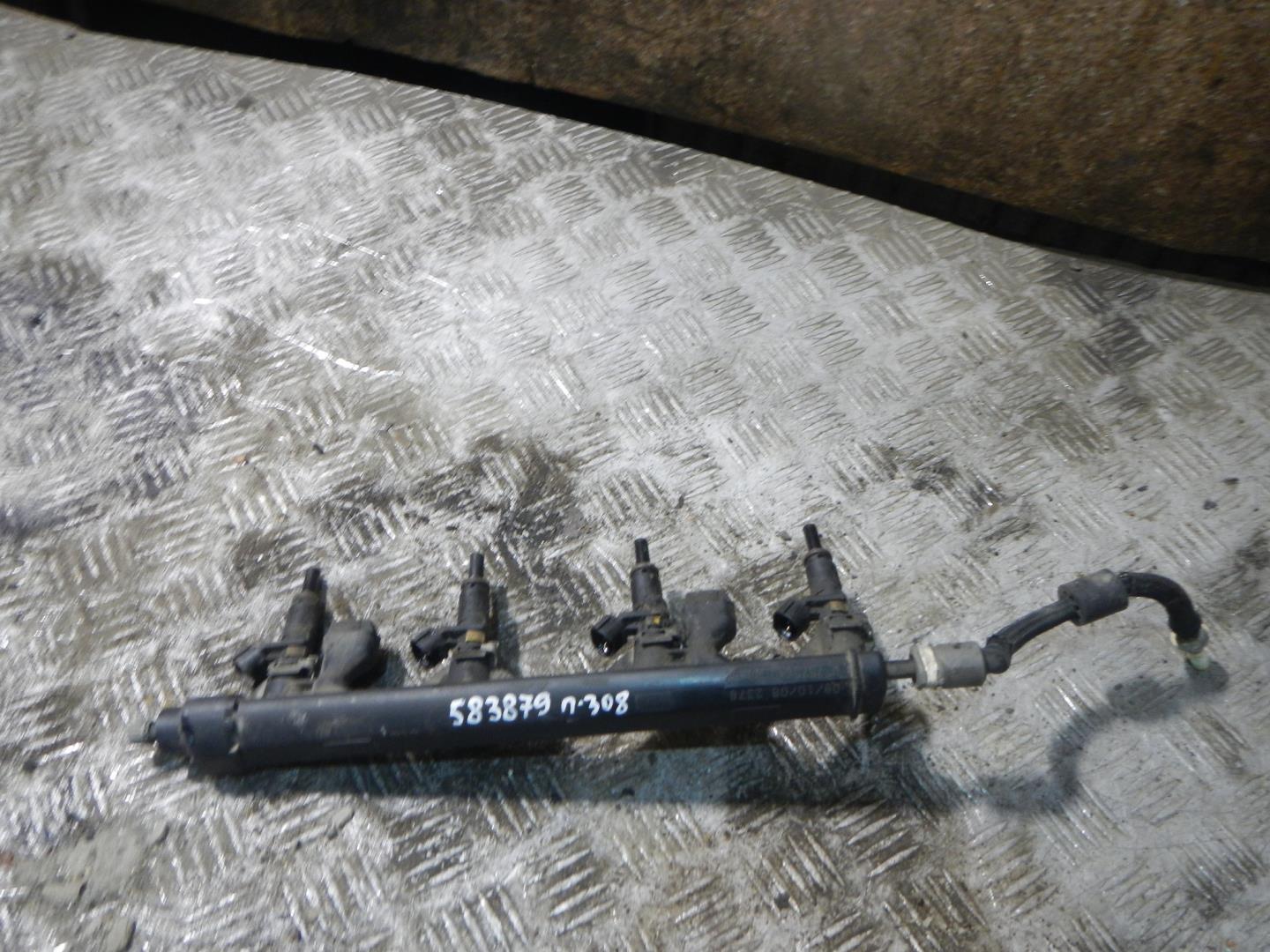 Рейка топливная (рампа)