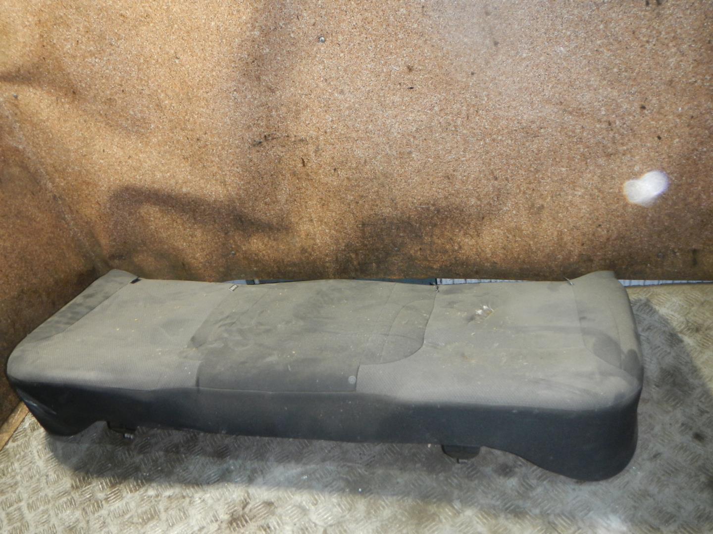 Сиденье салонное