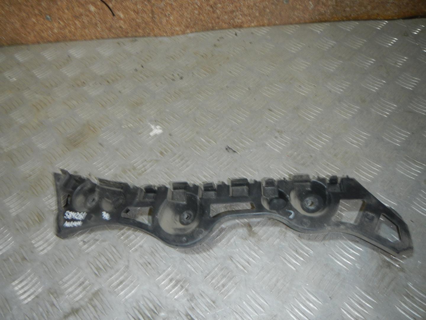 Кронштейн заднего бампера левый