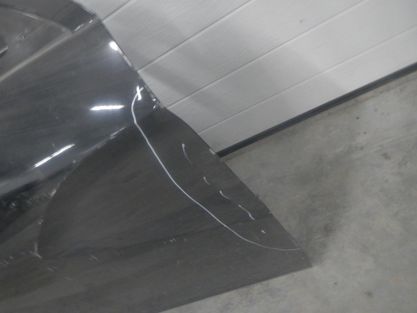 Дверь передняя правая