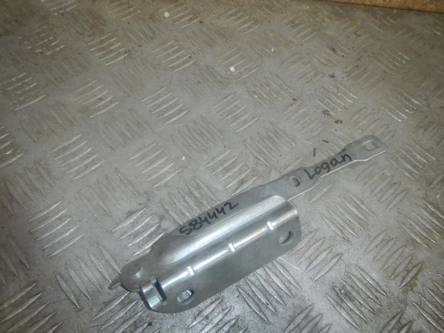 Петля капота правая