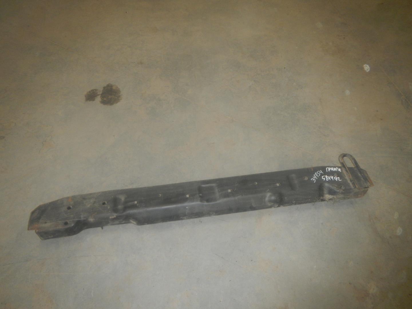 Балка подрадиаторная