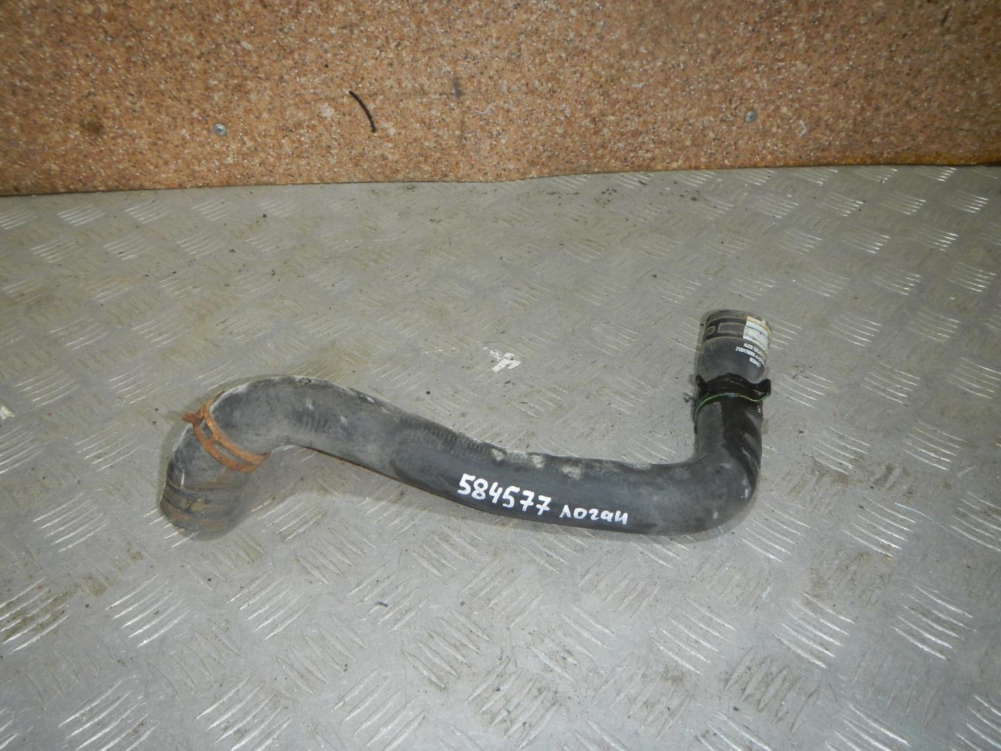 Патрубок радиатора