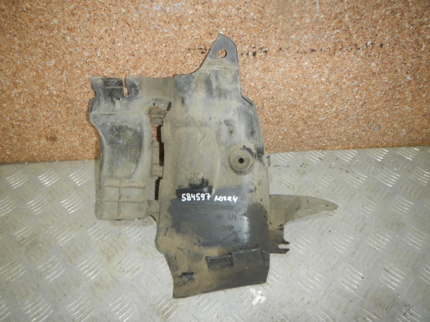 Пыльник двигателя боковой левый