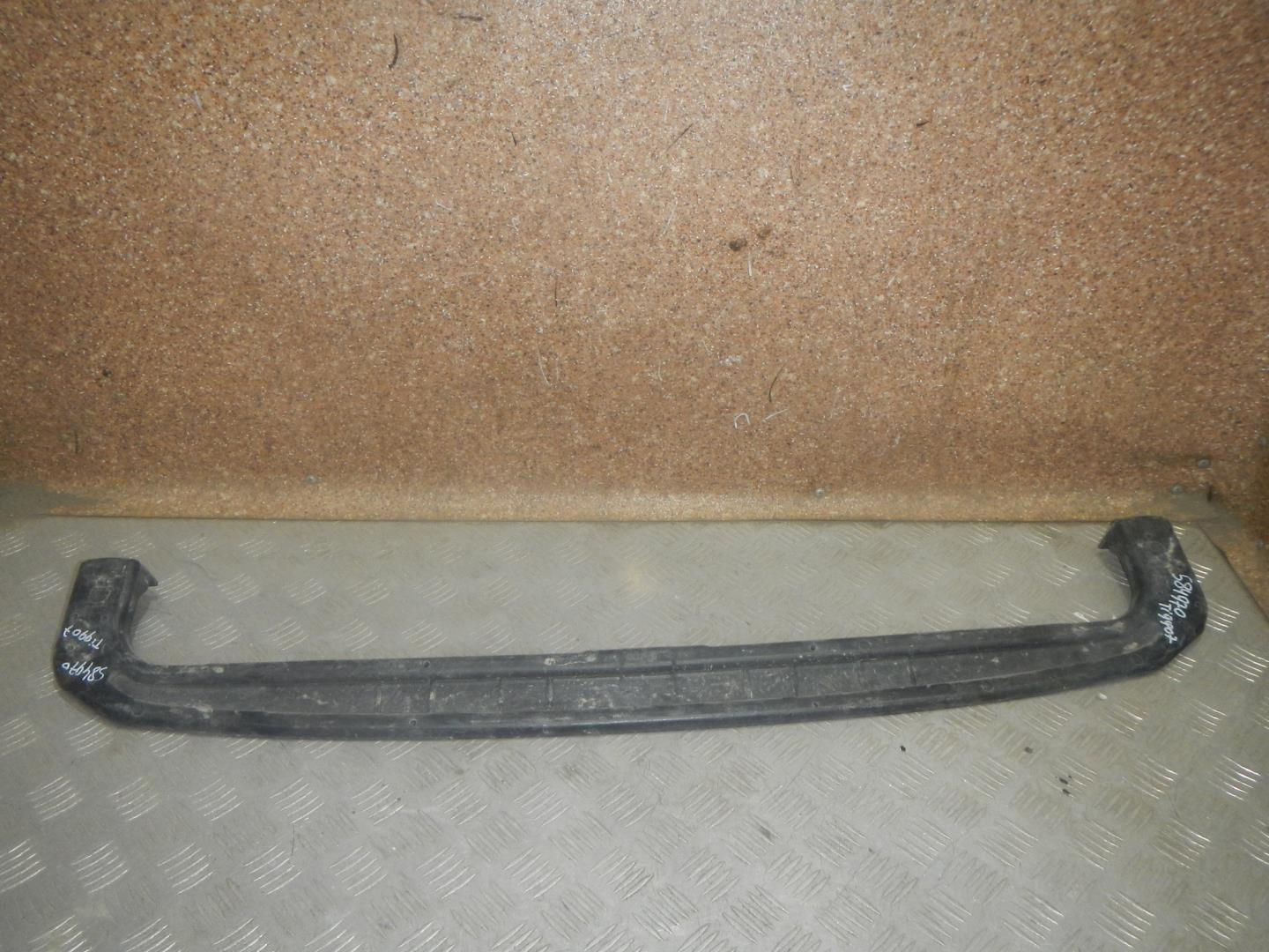 Усилитель переднего бампера