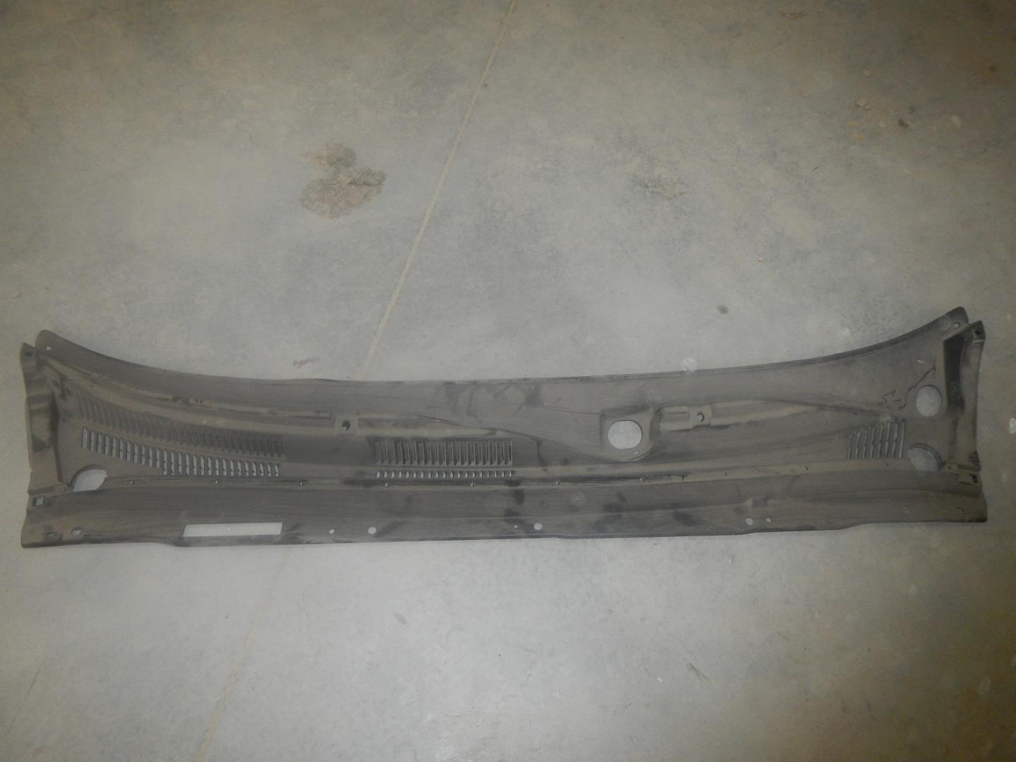 Решетка стеклоочистителей (Жабо)