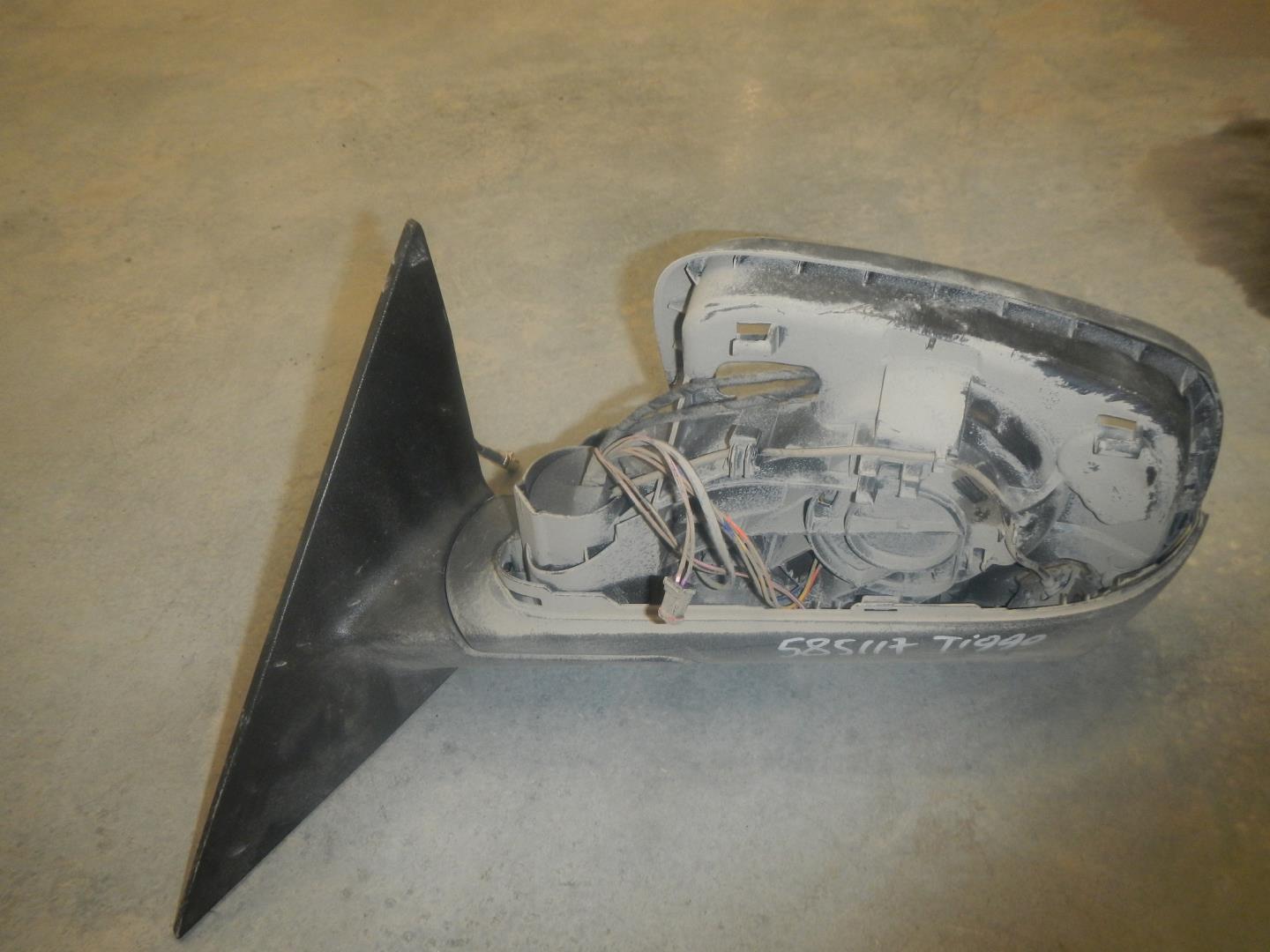 Зеркало левое электрическое