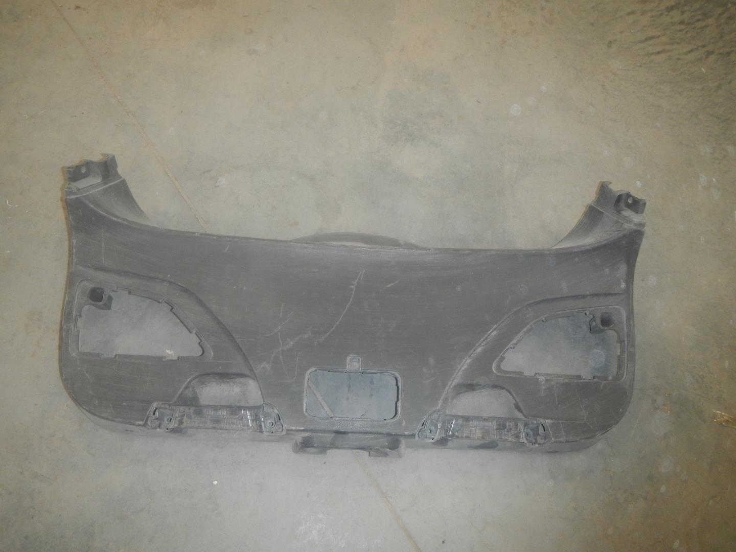 Обшивка двери багажника