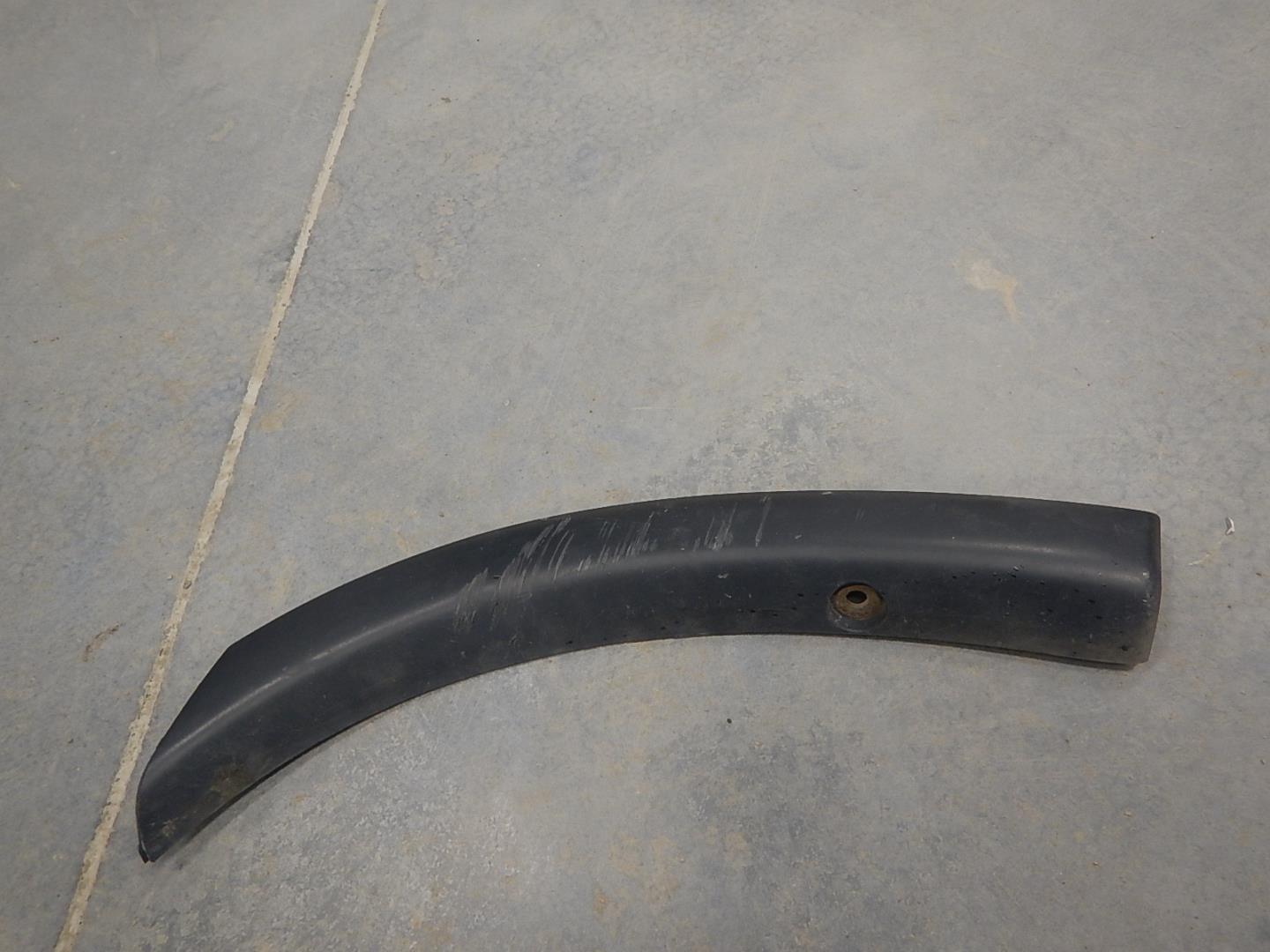 Накладка заднего бампера левая