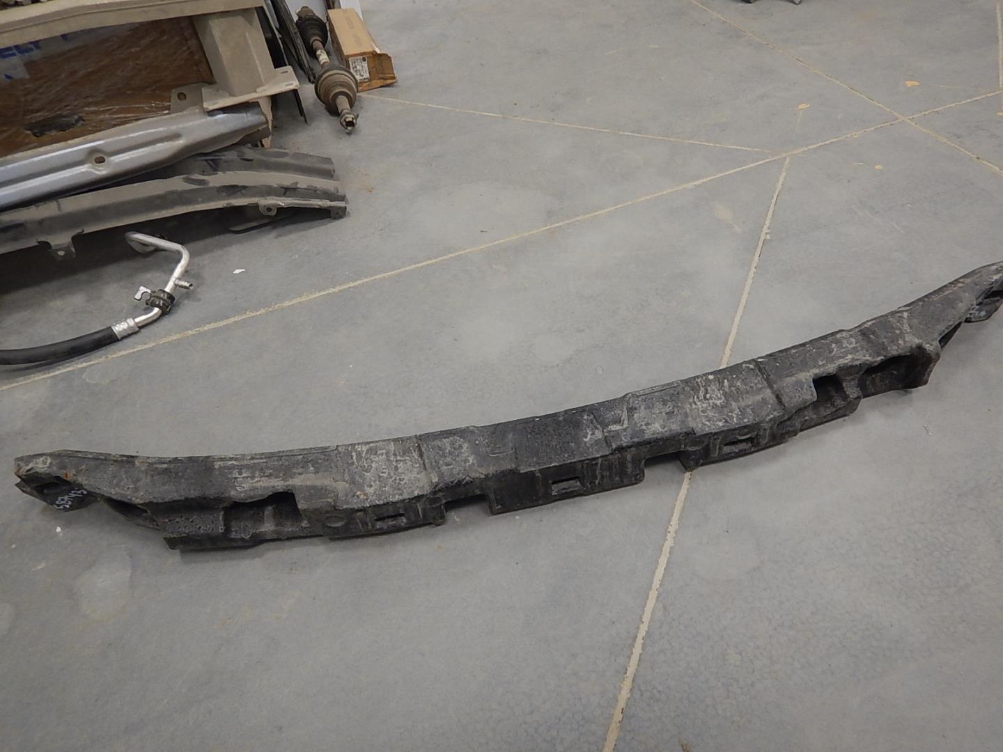 Наполнитель переднего бампера