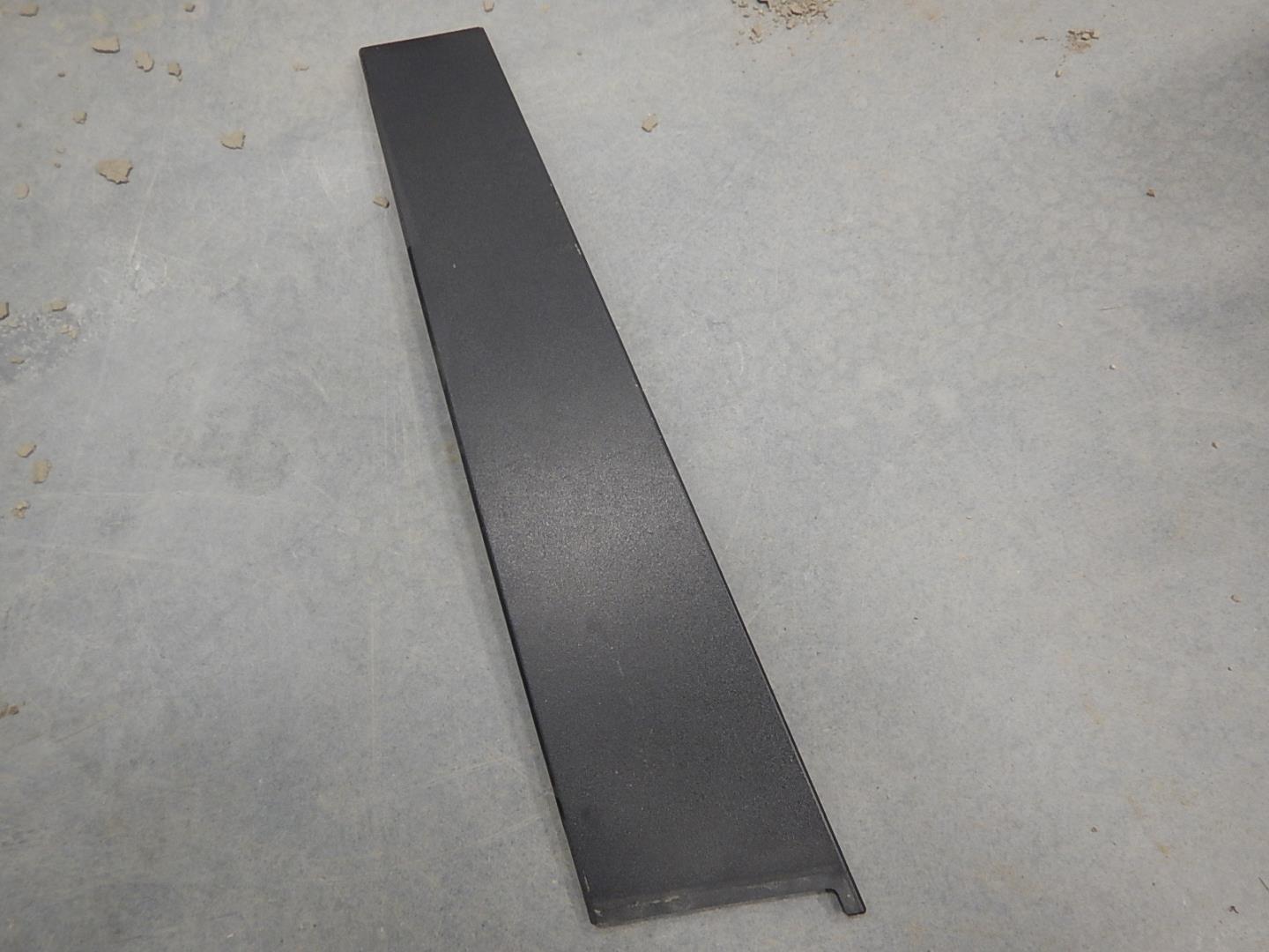 Накладка двери задней правой