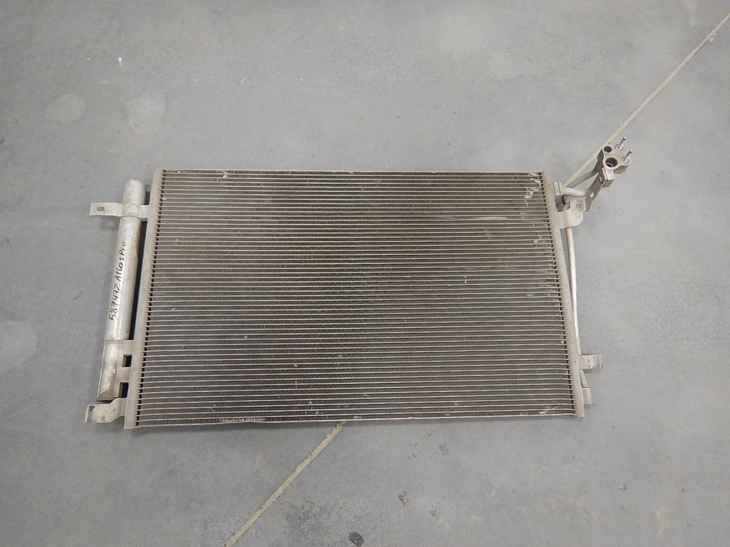 Радиатор кондиционера / конденсер