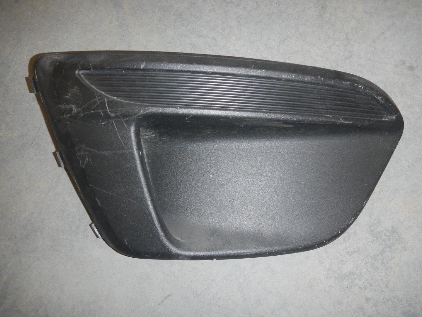 Решетка в бампер правая