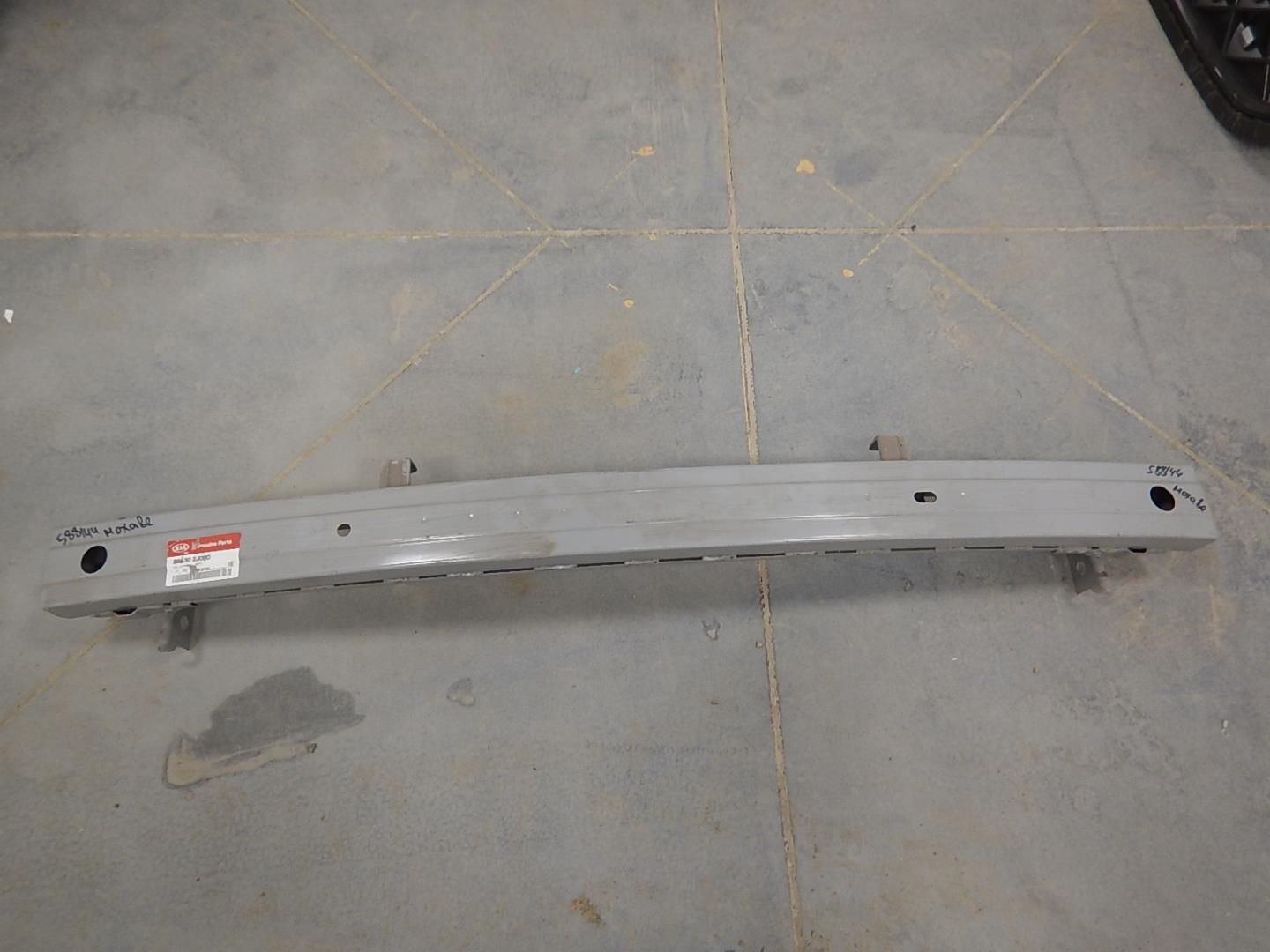 Усилитель заднего бампера