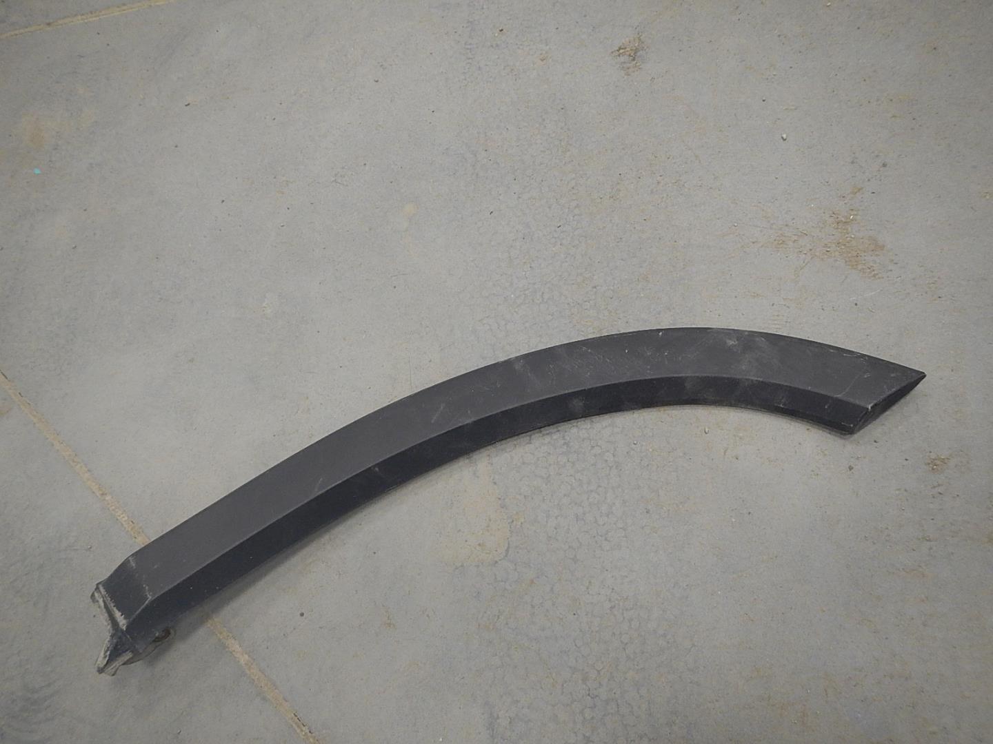 Накладка двери задней левой