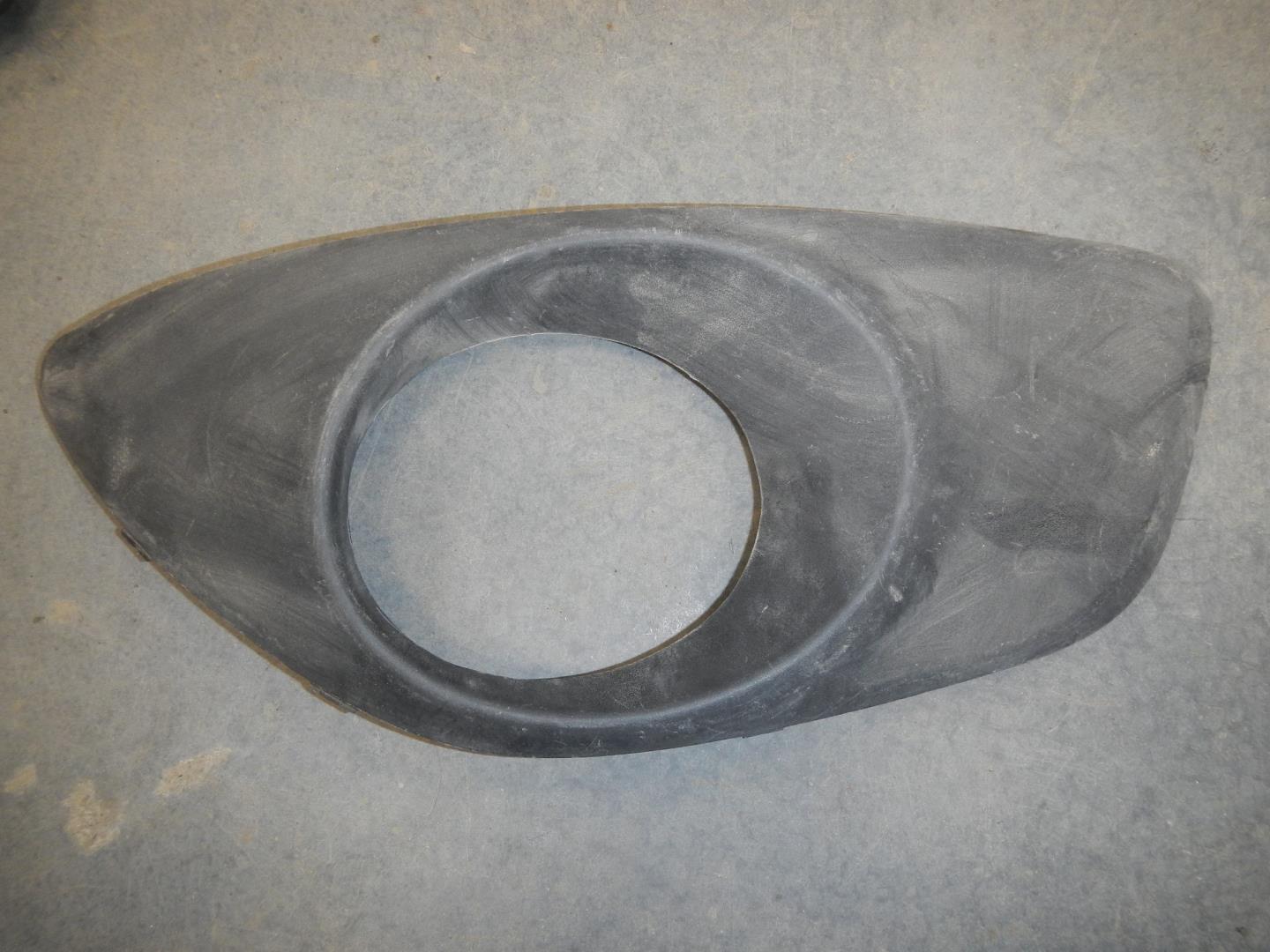 Решетка в бампер правая