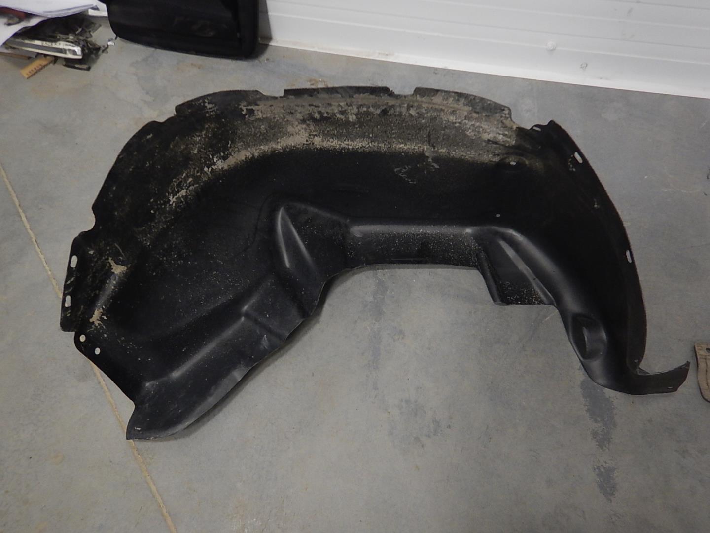 Локер передний правый