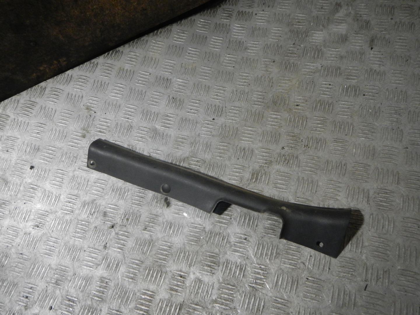 Накладка порога (внутренняя)