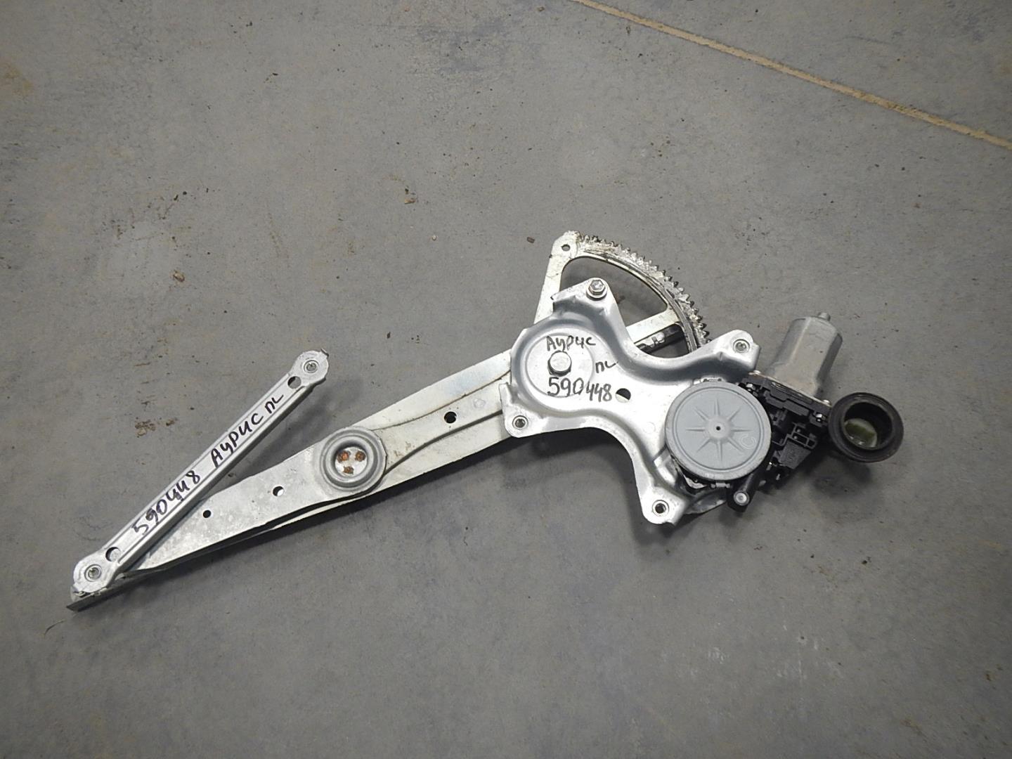 Стеклоподъемник электр. передний левый