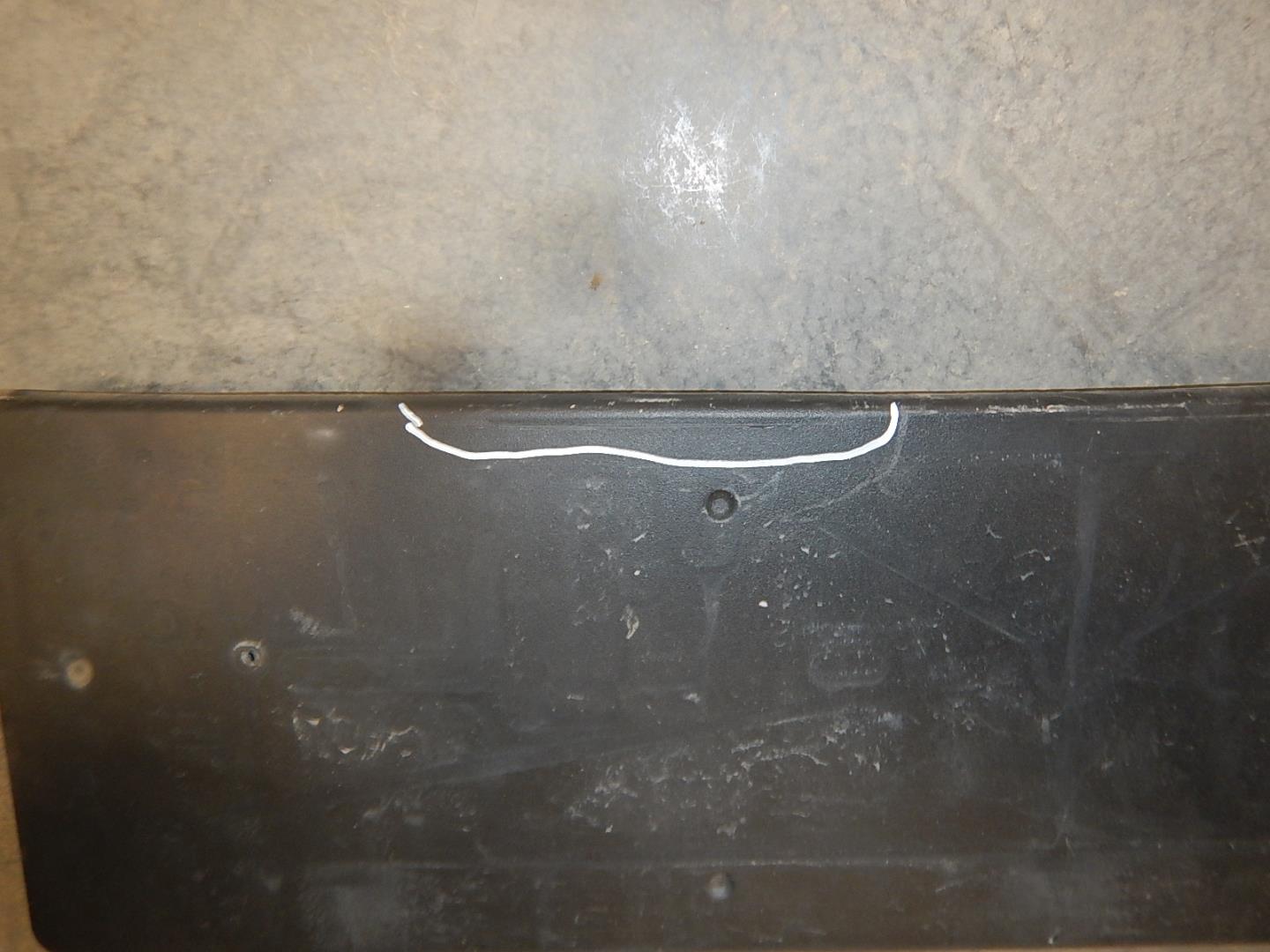 Накладка переднего бампера под номер