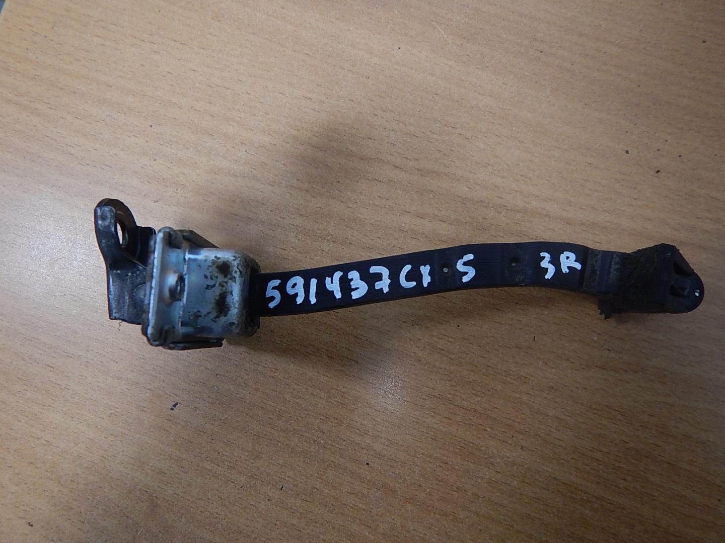 Ограничитель двери