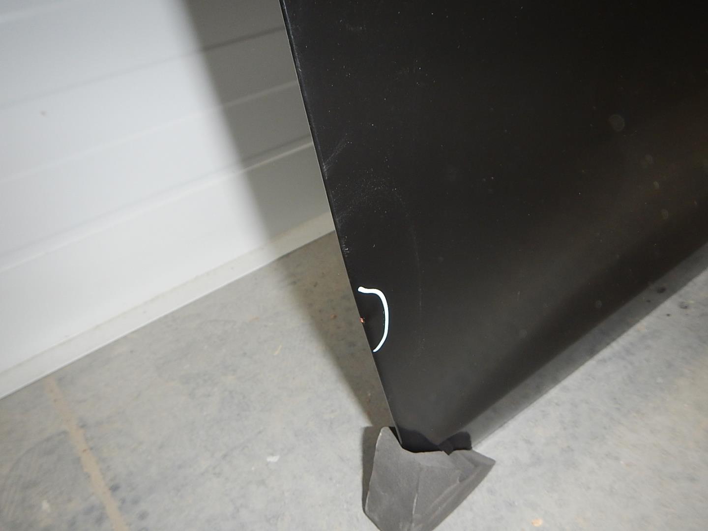 Дверь передняя левая