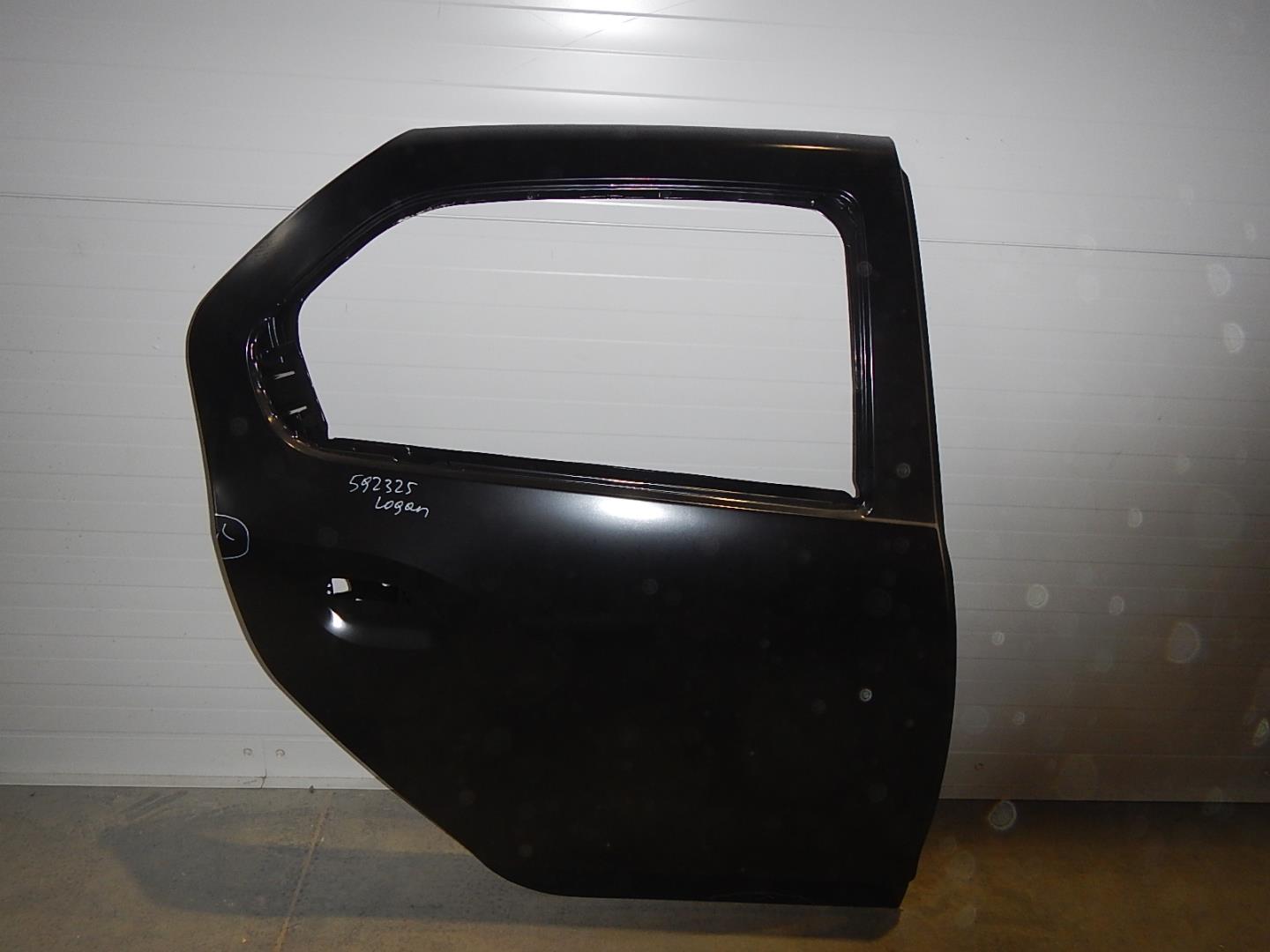 Дверь задняя правая