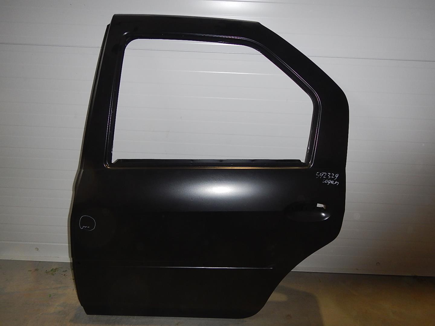 Дверь задняя левая