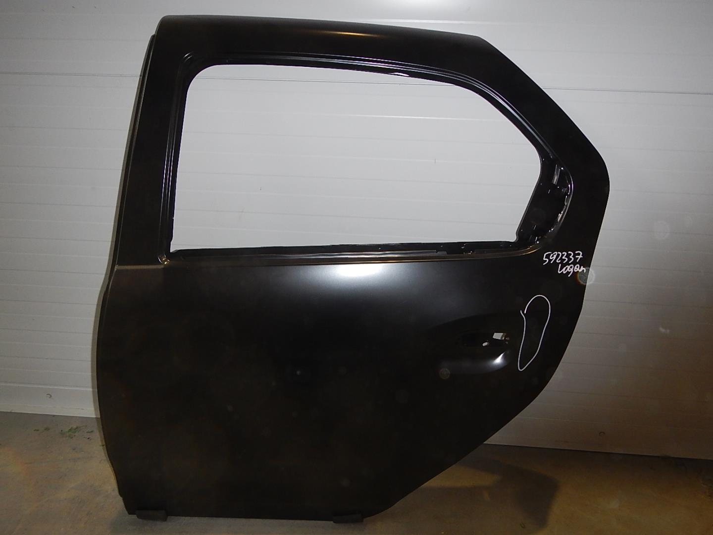 Дверь задняя левая