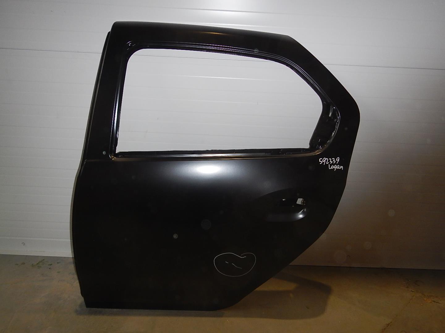 Дверь задняя левая