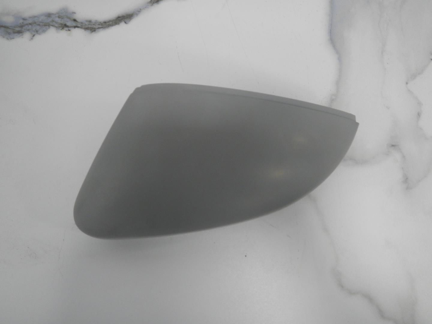 Крышка зеркала внутренняя левая