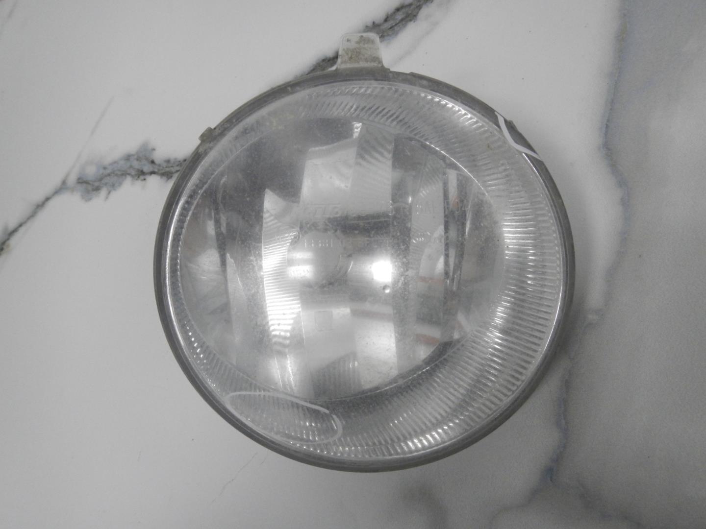 Фара противотуманная правая