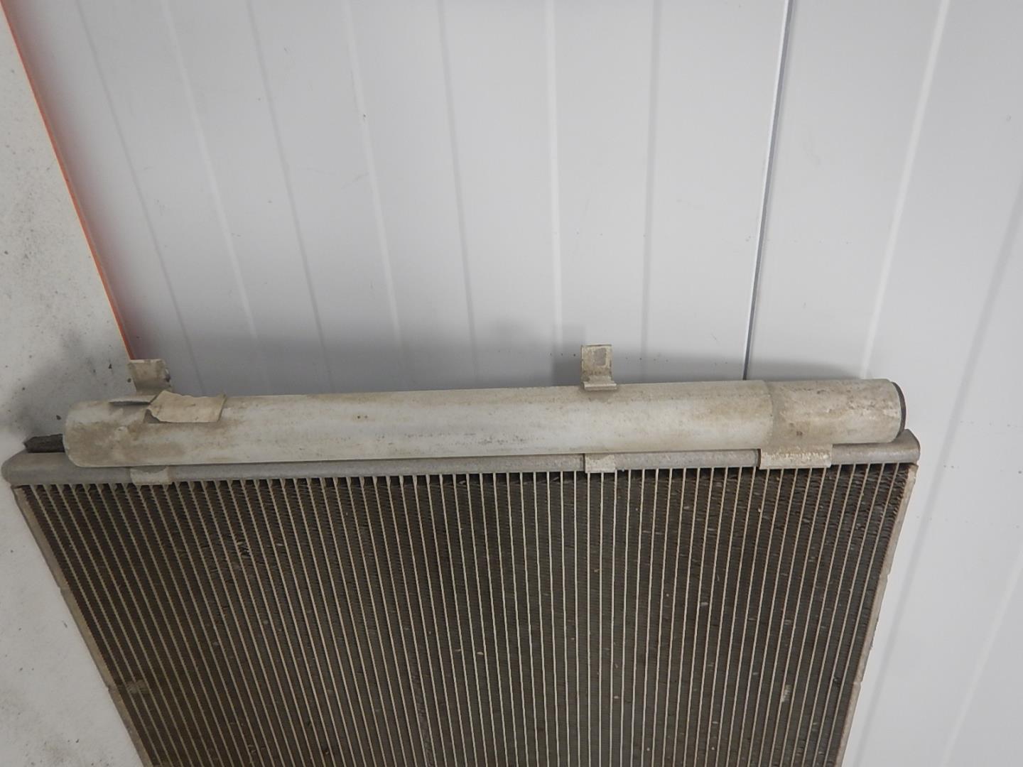 Радиатор кондиционера / конденсер