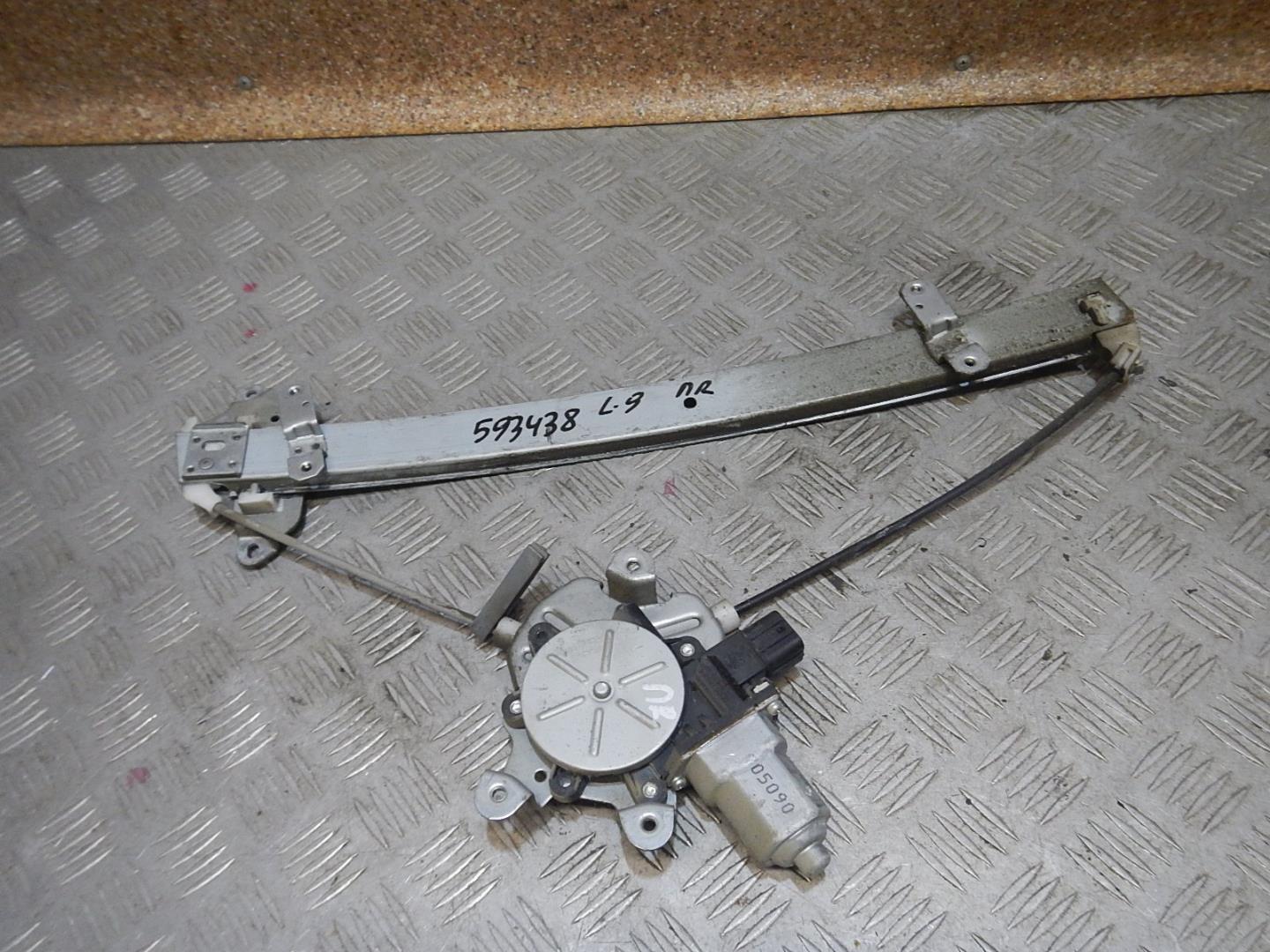 Стеклоподъемник электр. передний правый