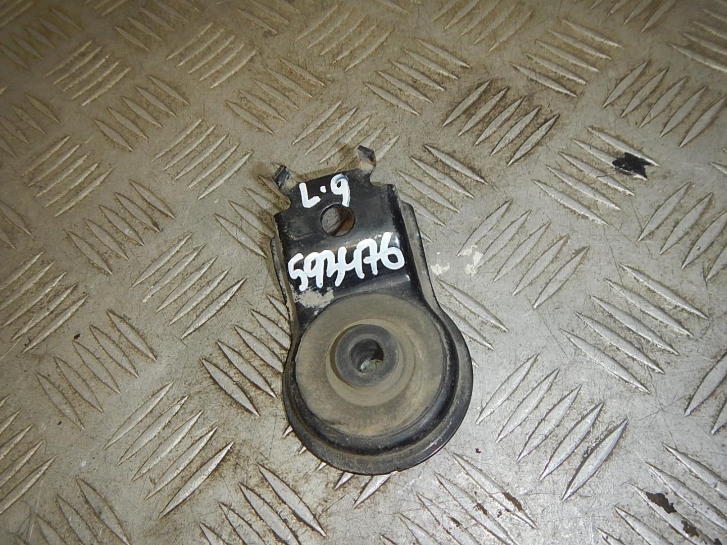 Кронштейн радиатора