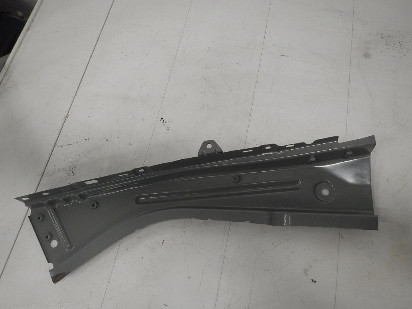 Лонжерон передний правый