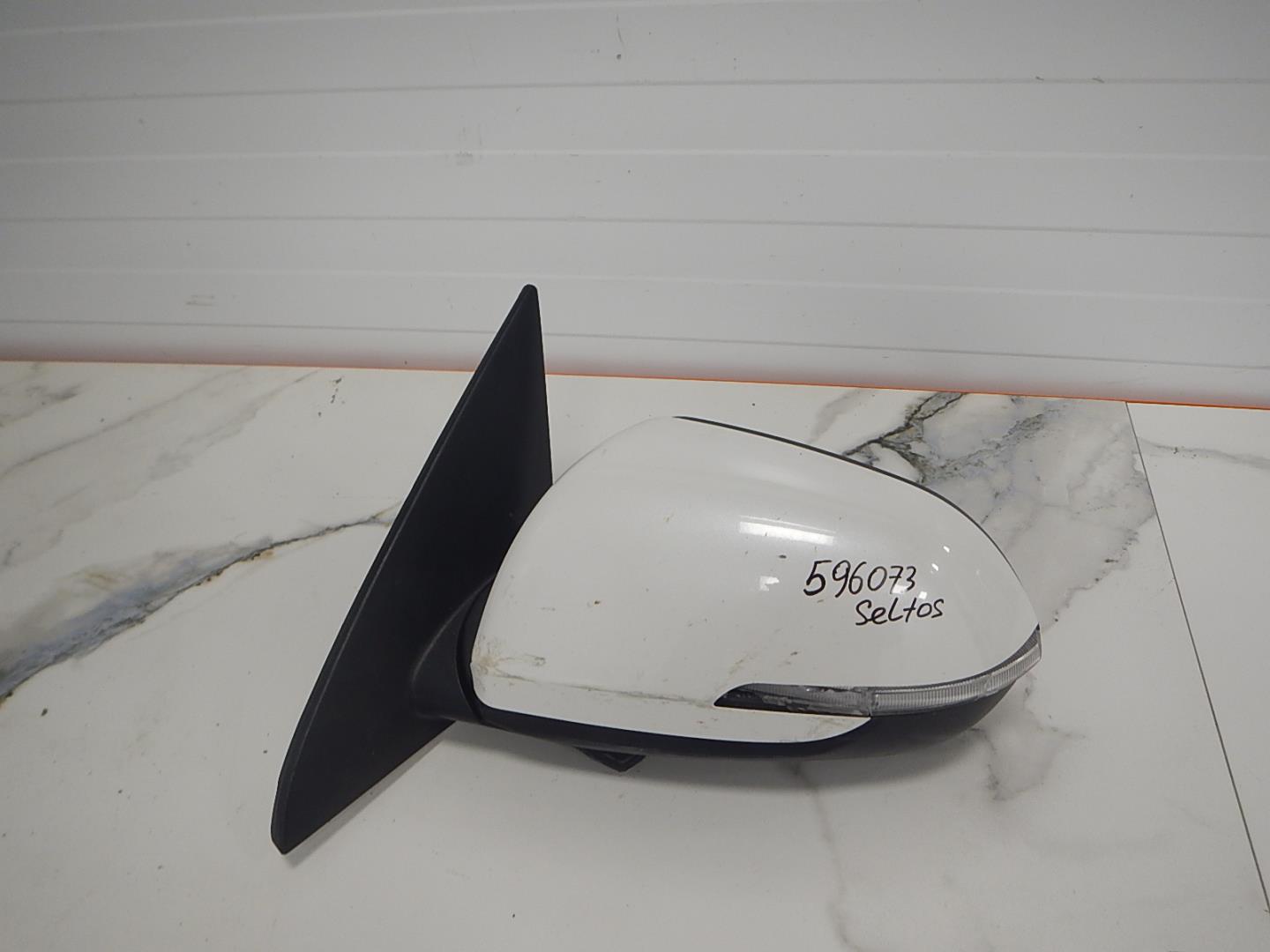 Зеркало левое электрическое