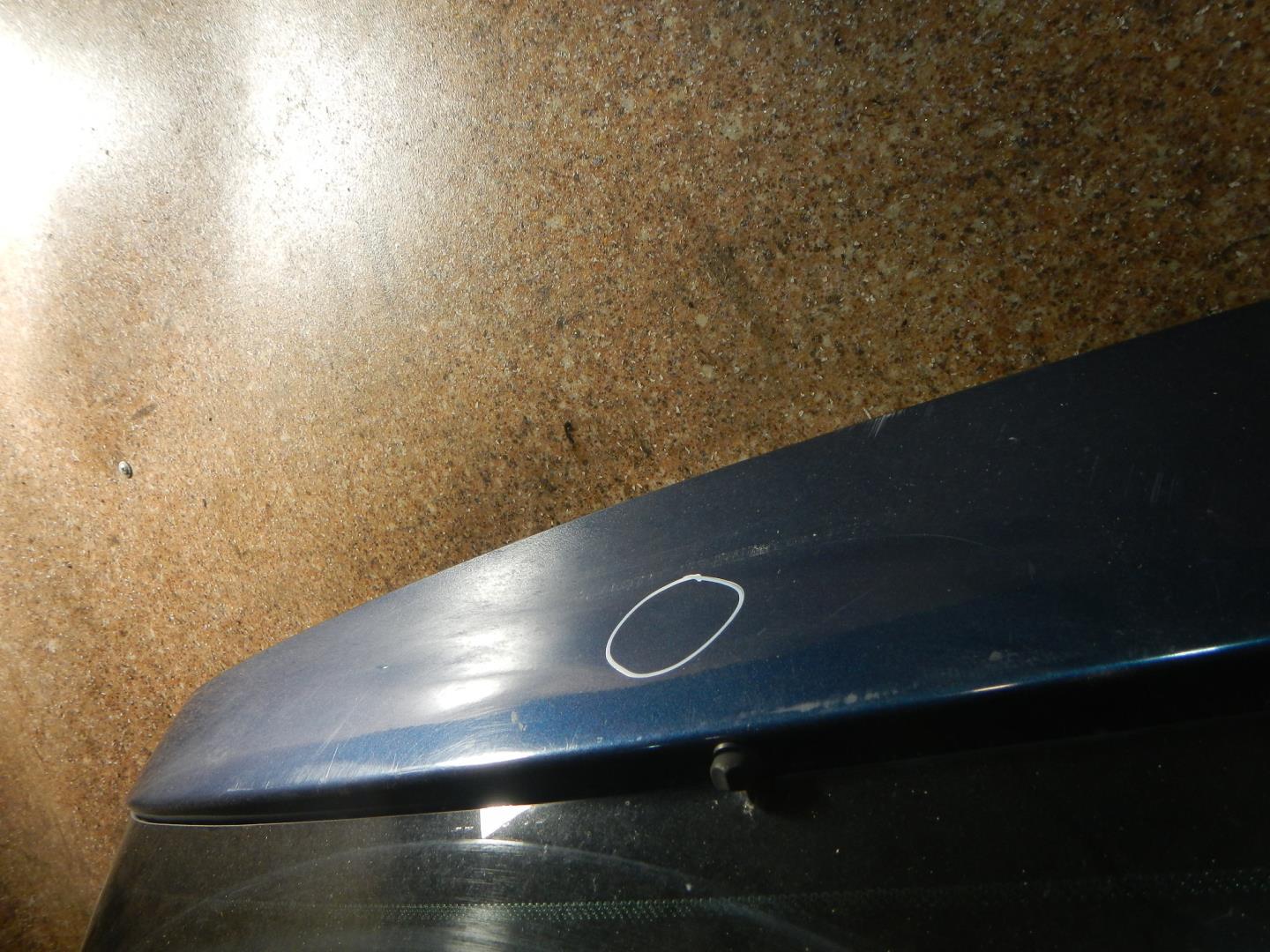 Дверь багажника