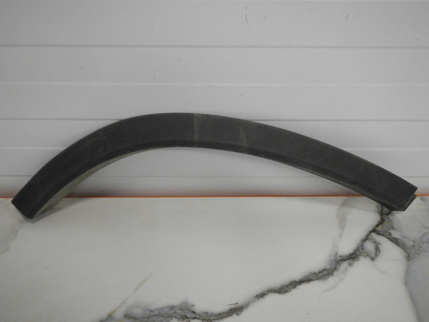 Накладка двери задней правой