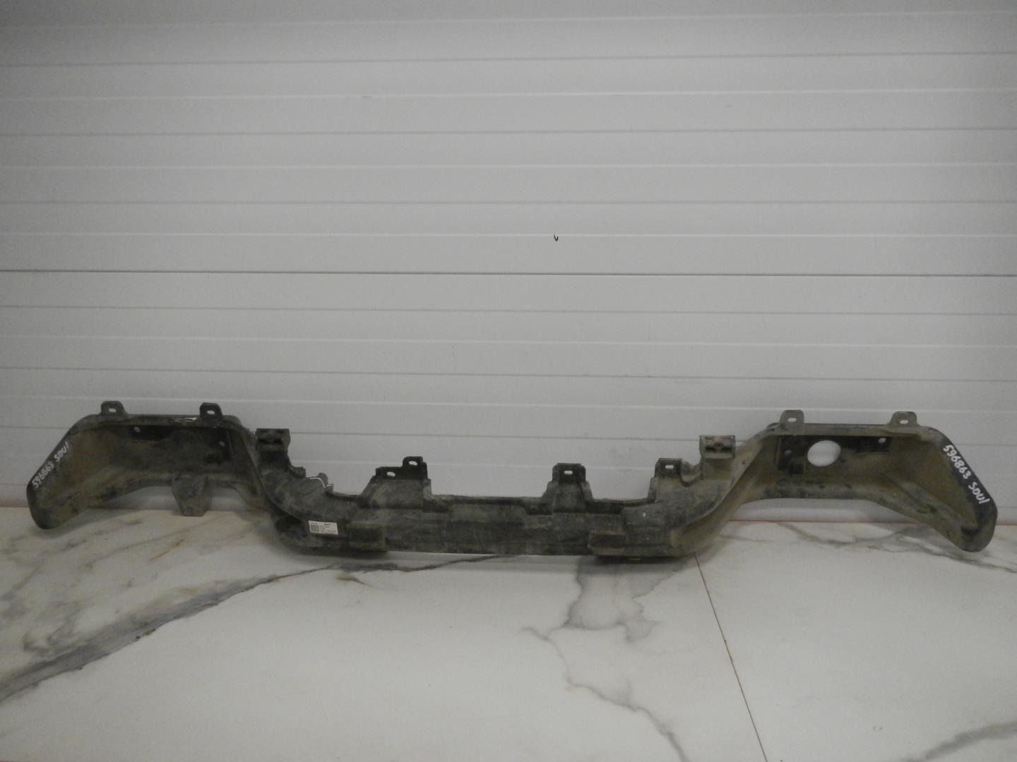 Усилитель заднего бампера