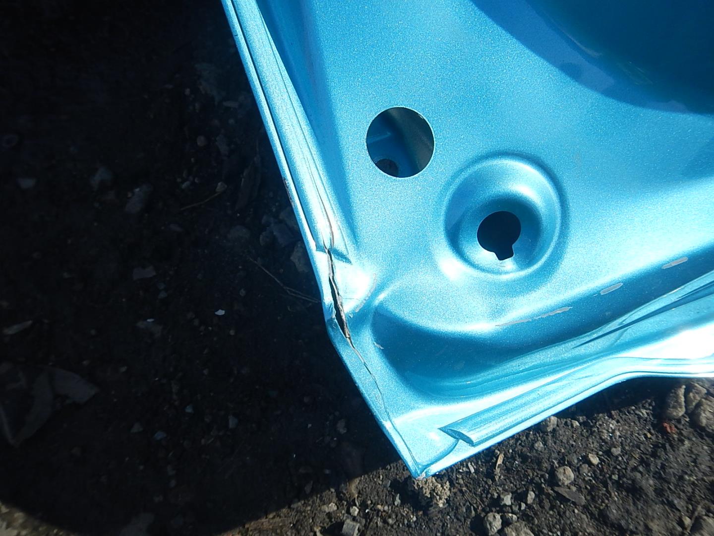 Дверь багажника