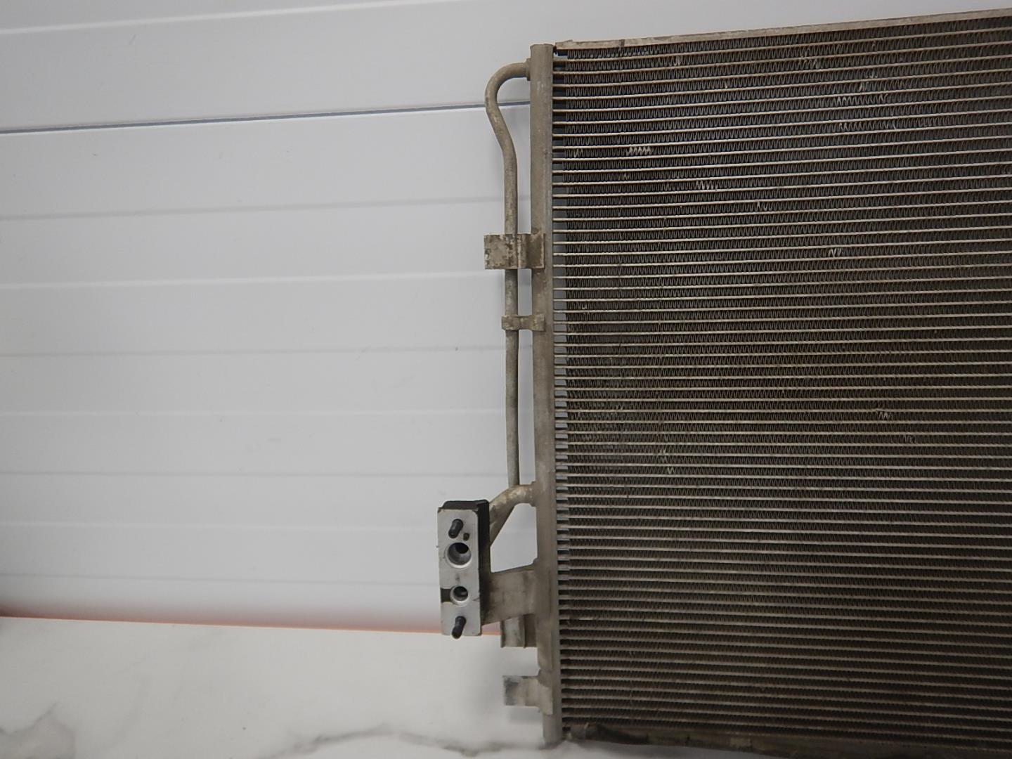 Радиатор кондиционера / конденсер