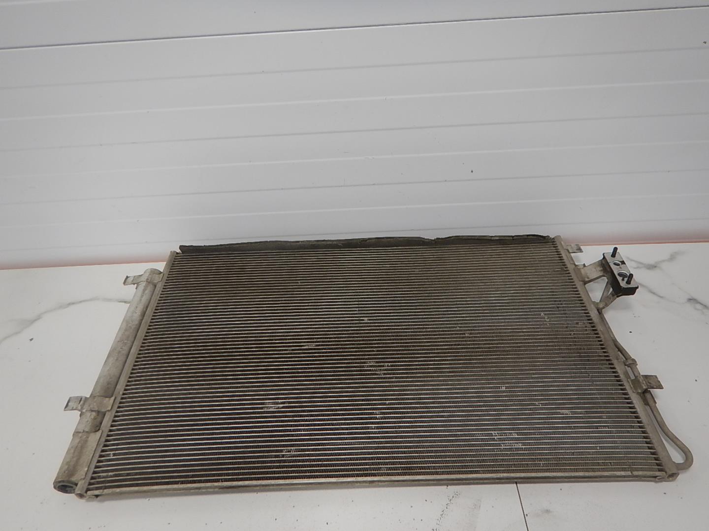 Радиатор кондиционера / конденсер