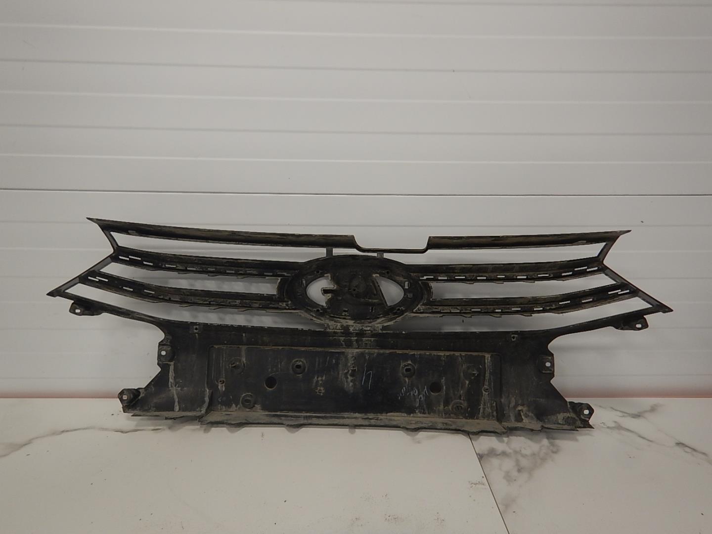 Решетка радиатора