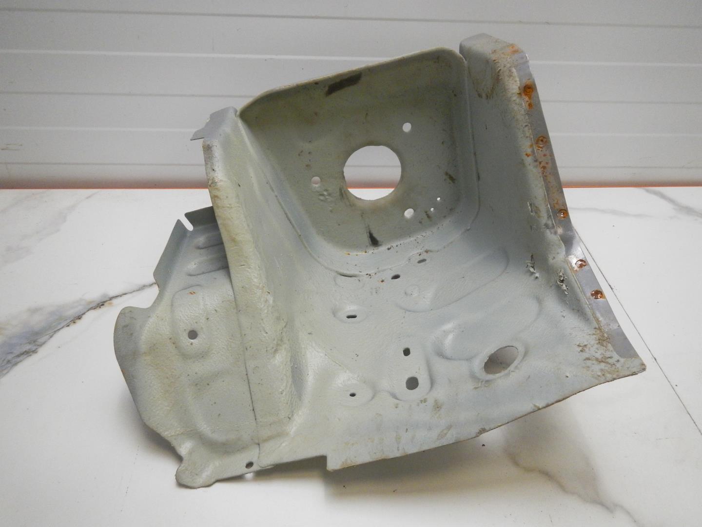 Лонжерон передний правый