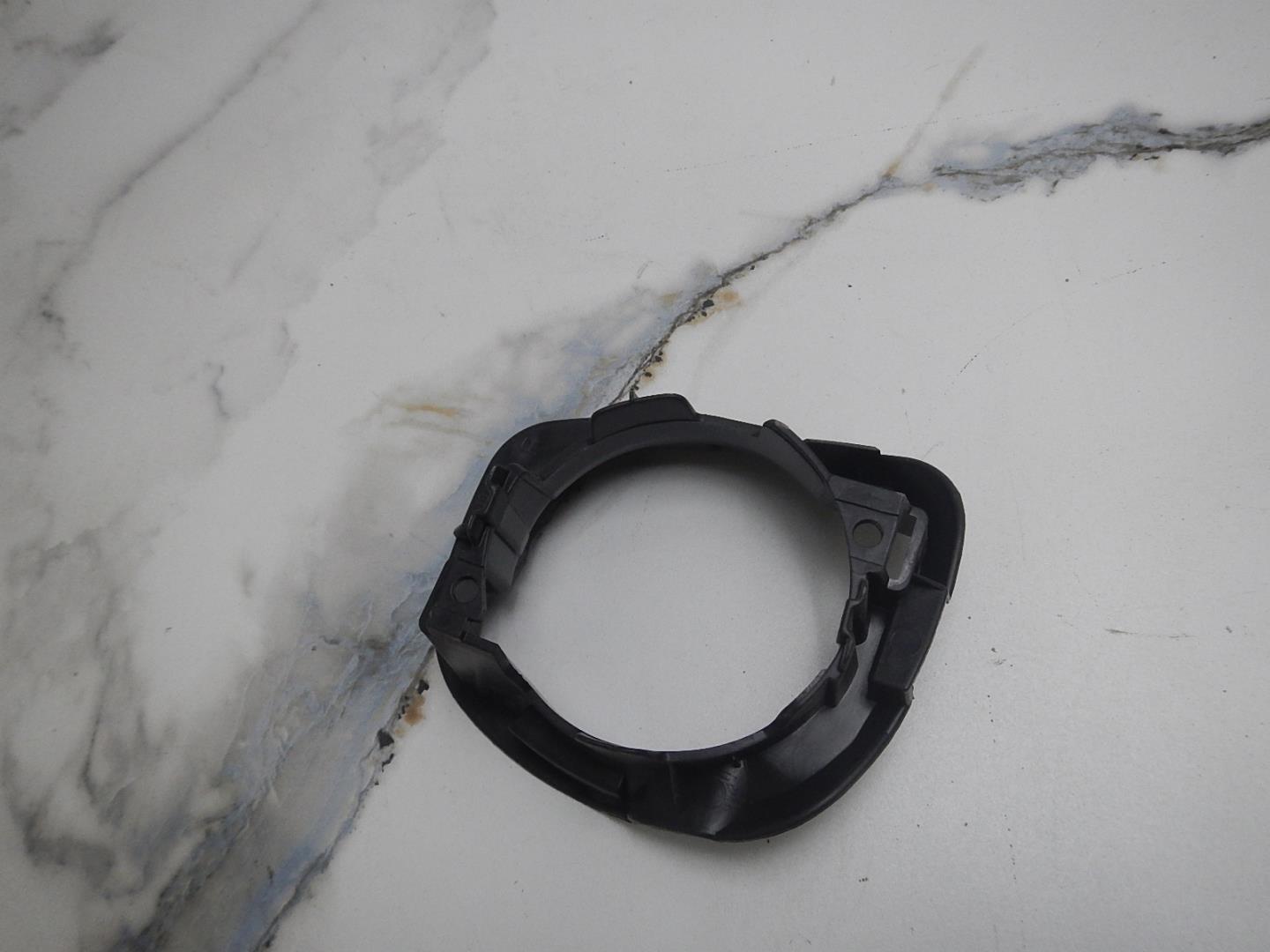 Кронштейн фары противотуманной правой