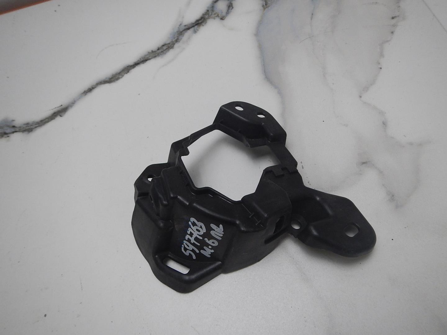 Кронштейн фары противотуманной правой