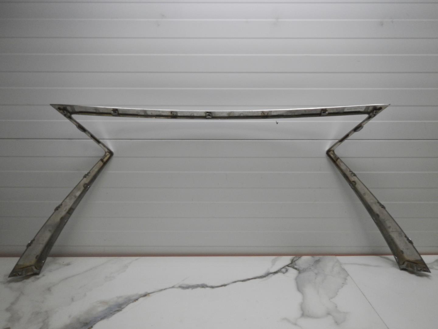 Накладка на решетку радиатора