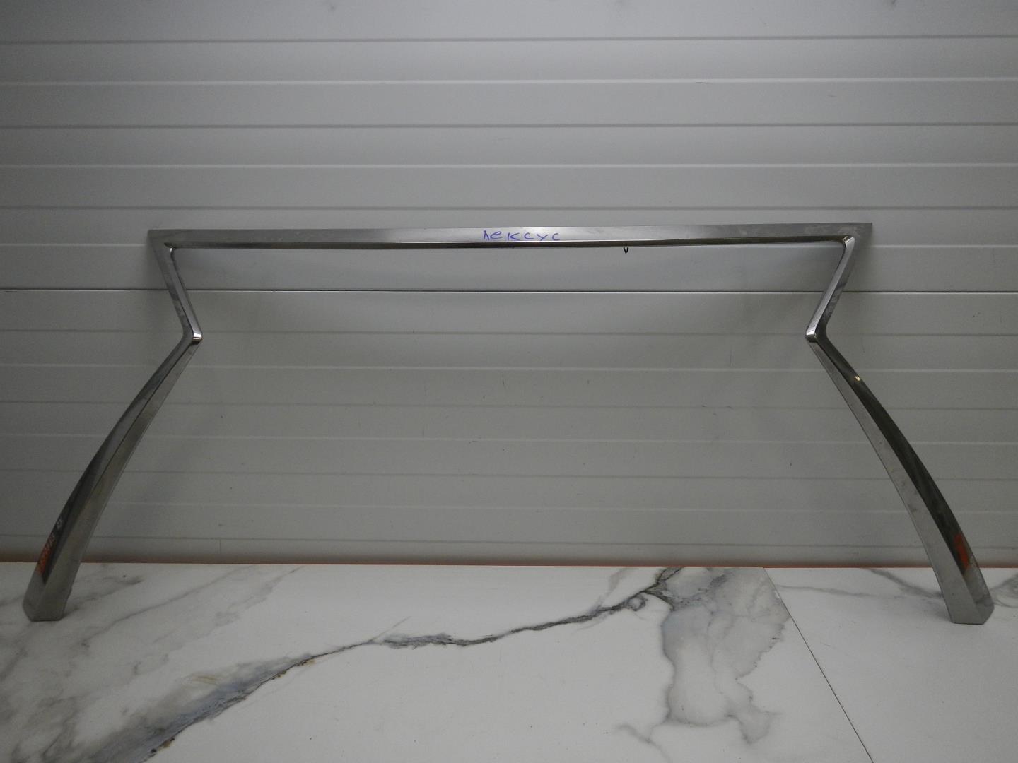 Накладка на решетку радиатора