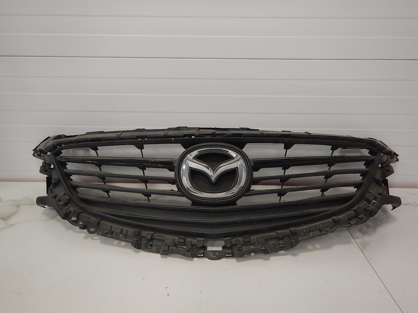 Решетка радиатора